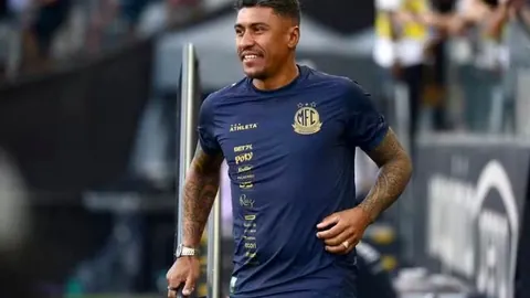 烽火亚冠！激情碰撞中15将激烈推搡，3将染黄1将红牌离场，国安球场上演三幕恶战风暴